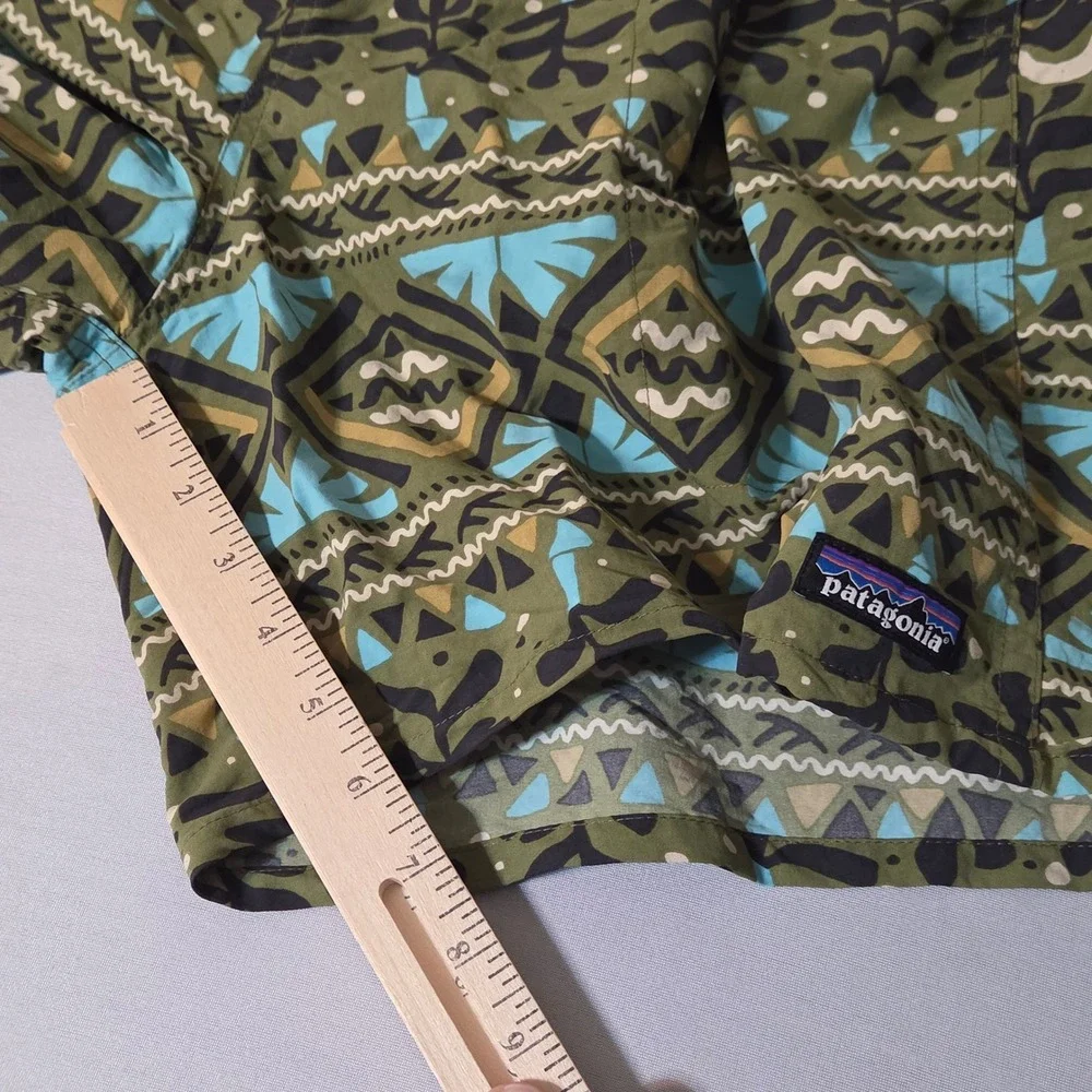 Patagonia Baggies Shorts Mens XL Green Tribal Geometric Print Swim Trunks 6-in